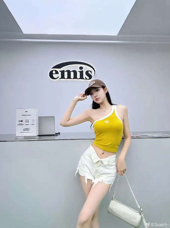 AI下载量增长曲线